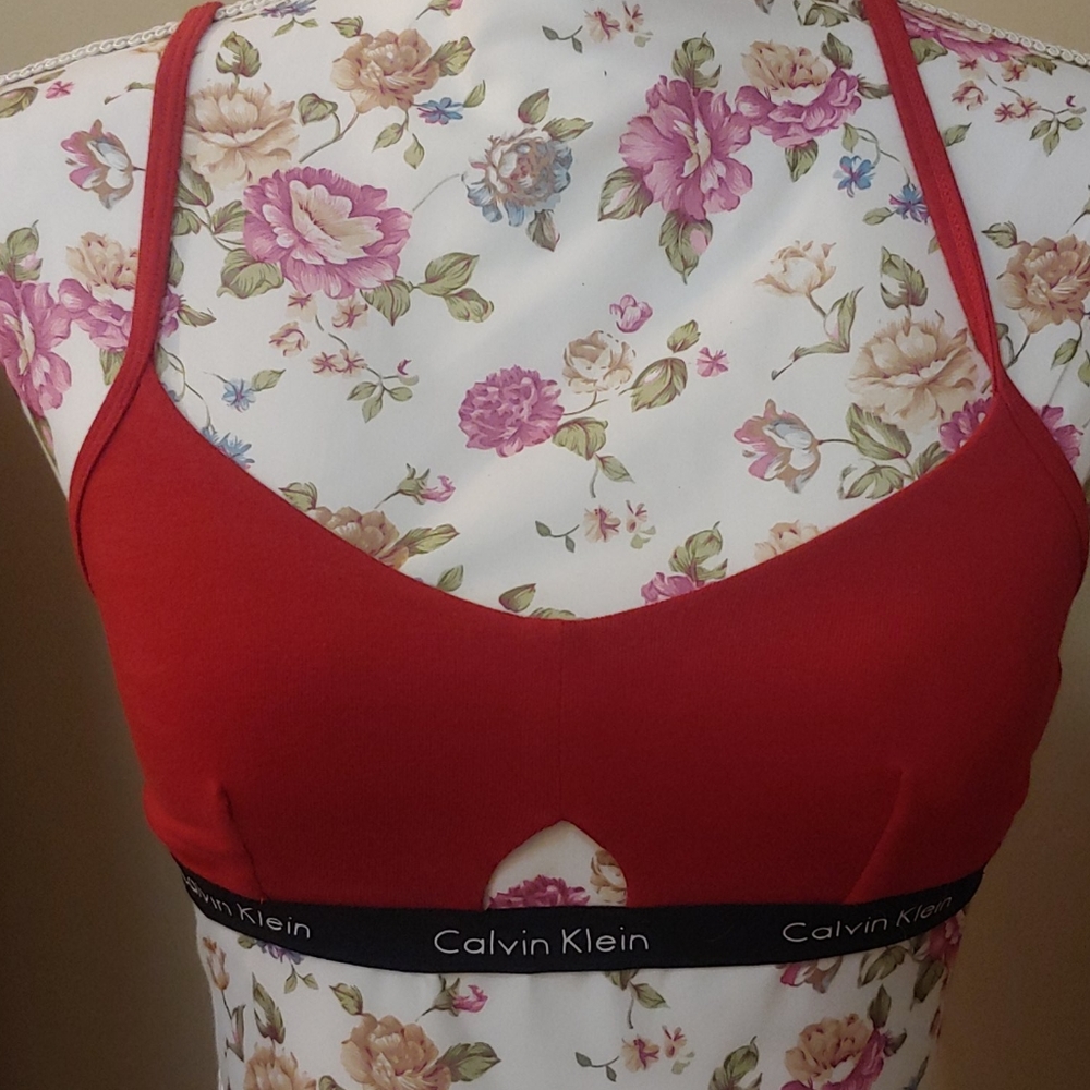 Calvin Klein red sports bra small